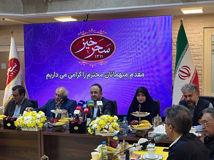 در بازدید اعضای هیات مدیره سازمان بورس از انبار زعفران سحرخیزمطرح شد: