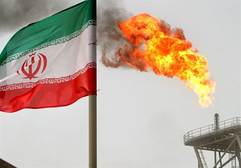 ایران ۶۹میلیون بشکه نفت آماده برای صادرات دارد